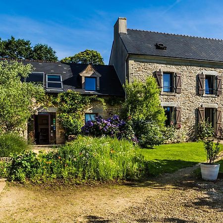 Bed And Breakfast La Fontaine Blanche Melgven Exterior photo
